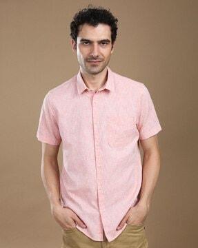 men regular fit shirt with patch pocket