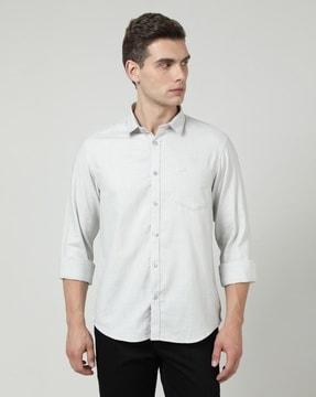 men regular fit shirt with patch pocket