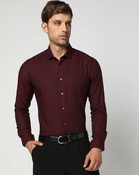 men regular fit shirt with patch pocket