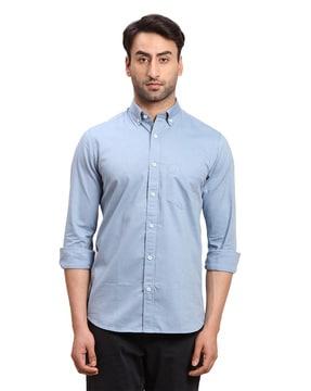 men regular fit shirt with patch pocket