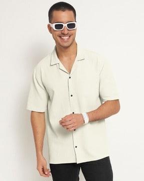 men regular fit shirt with short sleeves