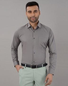 men regular fit shirt with spread collar