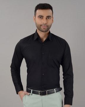 men regular fit shirt with spread collar