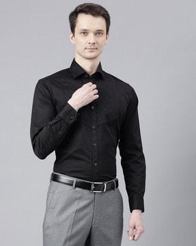 men regular fit shirt with spread collar