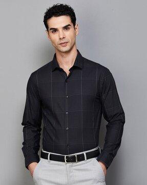 men regular fit shirt with spread collar