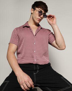 men regular fit shirt with spread collar