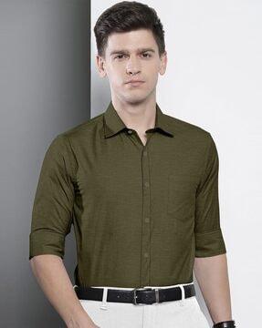 men regular fit shirt with spread collar