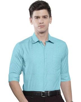 men regular fit shirt with spread collar