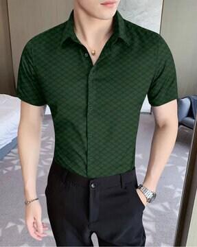 men regular fit shirt with spread collar