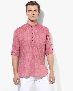 men regular fit short kurta with patch pocket