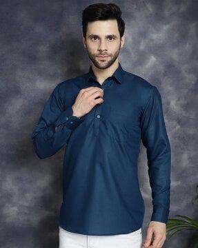 men regular fit short kurta with patch pocket