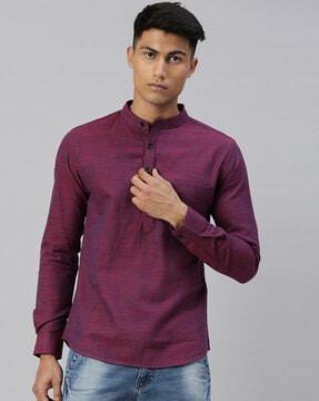 men regular fit short kurta with patch pocket