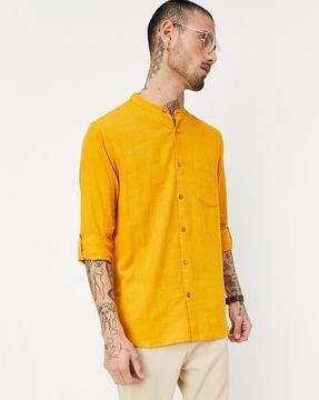 men regular fit short kurta with roll-up sleeves