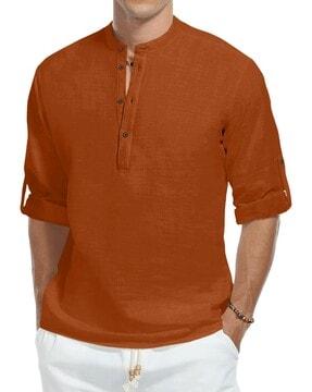 men regular fit short kurta with roll-up sleeves