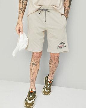 men regular fit shorts with drawstring waist