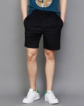 men regular fit shorts with insert pockets