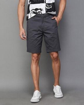 men regular fit shorts with insert pockets