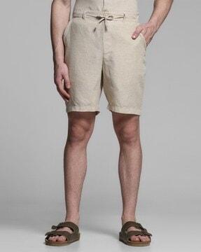 men regular fit shorts with insert pockets