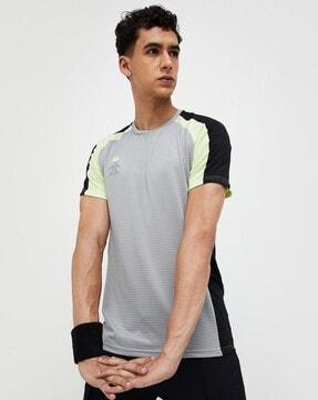 men regular fit t-shirt with round neck