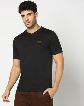 men regular fit v-neck t-shirt