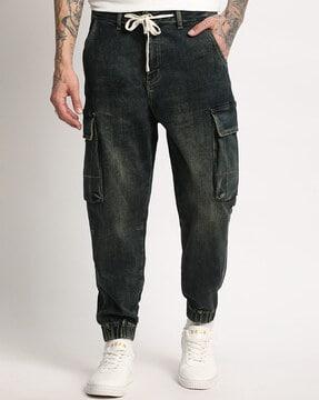 men relaxed fit cargo pants with insert pockets