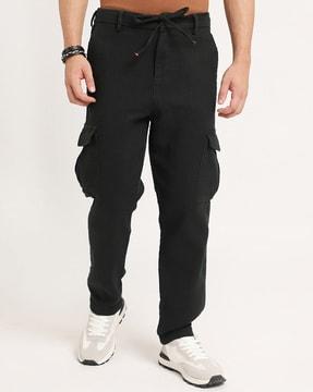 men relaxed fit flat-front cargo pants