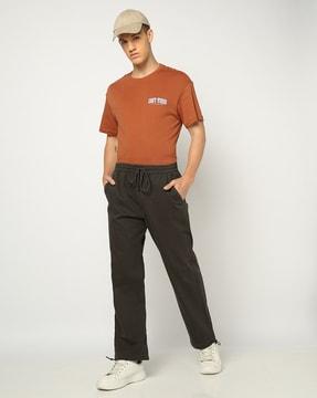 men relaxed fit flat-front pants