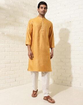 men relaxed fit long kurta with band collar