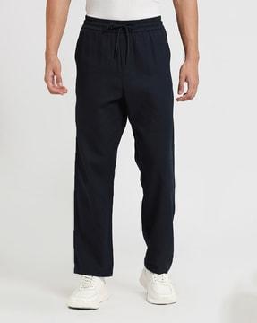 men relaxed fit pants with insert pockets