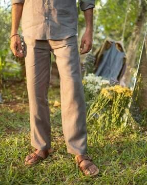 men relaxed fit pants with insert pockets