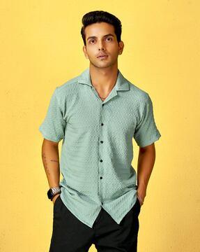 men relaxed fit shirt with short sleeves