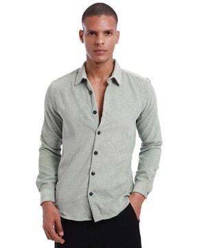 men ribbed regular fit shirt with spread collar