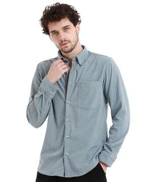 men ribbed regular fit shirt with spread collar