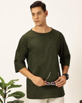 men round-neck boxy fit t-shirt