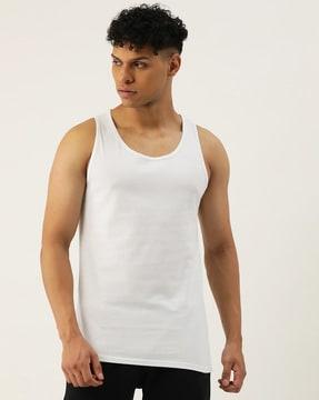 men round-neck sleeveless vest