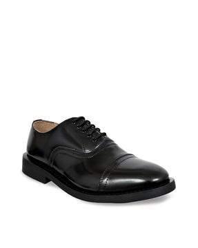 men round-toe formal shoes with lace fastening