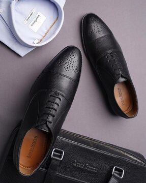 men round-toe lace-up derbys