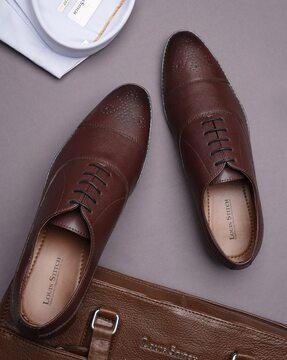 men round-toe lace-up derbys