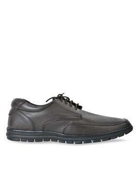 men round-toe lace-up shoes