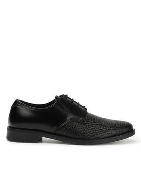 men round-toe lace-up shoes