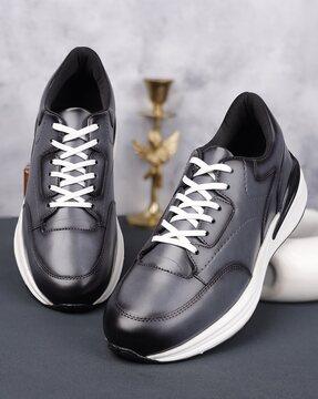 men round-toe lace-up shoes