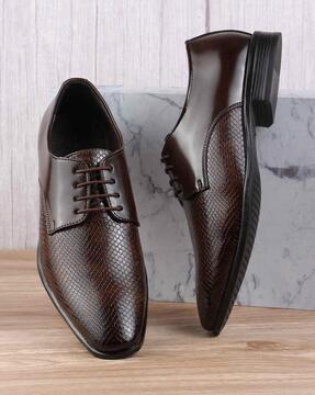 men round-toe lace-up shoes