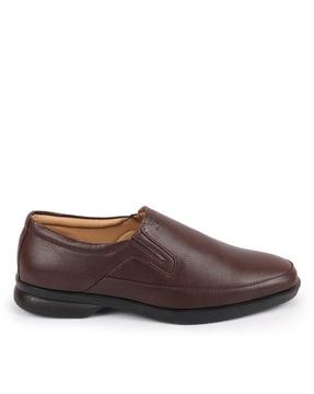 men round-toe loafers