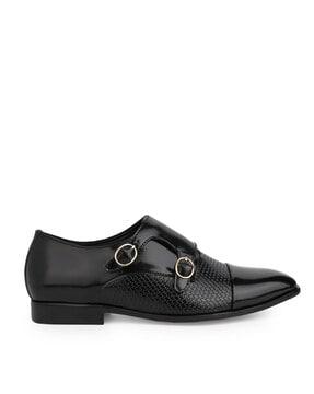 men round-toe monks