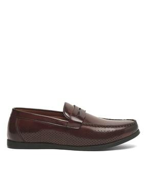 men round-toe penny loafers