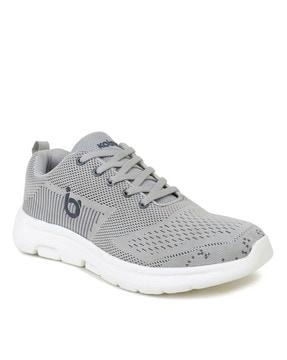 men round-toe running shoes