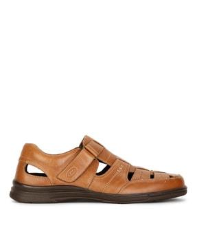 men round-toe shoe-style sandals