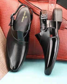 men round-toe shoe-style sandals