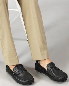 men round-toe slip-on loafers