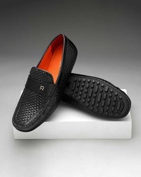 men round-toe slip-on loafers